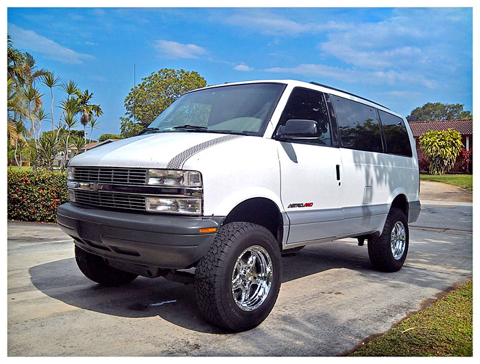 My 2000 AWD 8" Lift from South Florida - AstroSafariVans.com Largest Tire Size For Astro Van